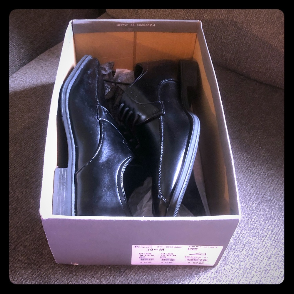 Stacy Adams men’s size 10.5 dress shoes
